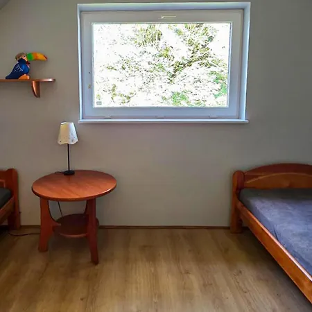 Apartamento 1 Bedroom Lovely In