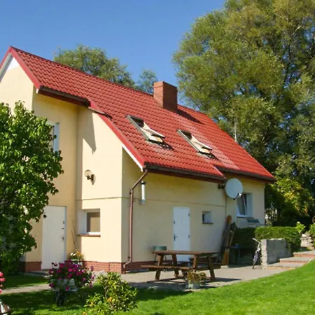 1 Bedroom Lovely In Apartamento Mścice
