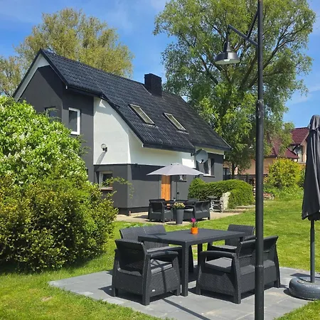 Apartamento 1 Bedroom Lovely In